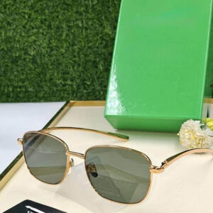 Lunettes de Soleil Carrées en Métal Doré