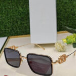 Lunettes de Soleil Carrées "V-Luxury"