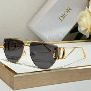 Dior "30Montaigne"